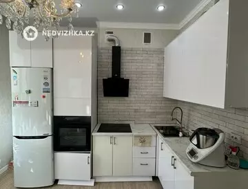 2-комнатная квартира, этаж 4 из 6, 45 м², на длительный срок