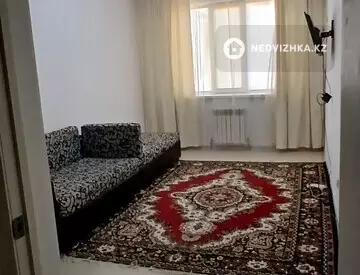 1-комнатная квартира, этаж 8 из 12, 45 м²