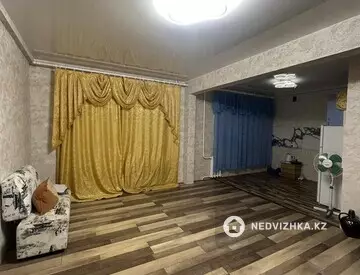 3-комнатная квартира, этаж 1 из 6, 69 м²