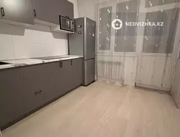 3-комнатная квартира, этаж 12 из 12, 70 м²