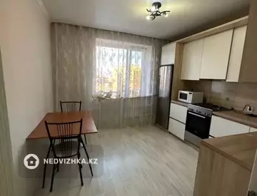 1-комнатная квартира, этаж 9 из 10, 43 м²