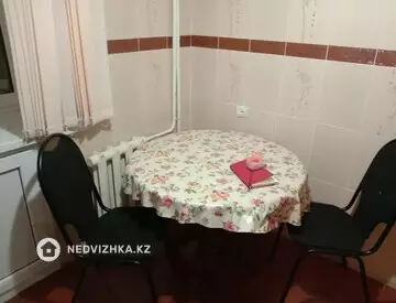 3-комнатная квартира, этаж 2 из 4, 71 м²