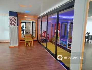 3-комнатная квартира, этаж 6 из 7, 90 м²