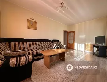 2-комнатная квартира, этаж 2 из 5, 55 м², посуточно