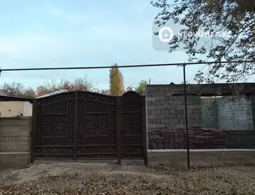 4-комнатная часть дома, 12 соток, 120 м²