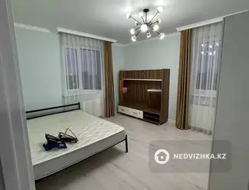 3-комнатная квартира, этаж 22 из 23, 80 м²