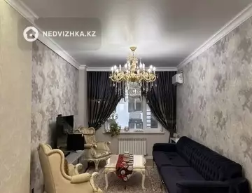 3-комнатная квартира, этаж 9 из 10, 100 м²
