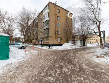 2-комнатная квартира, этаж 4 из 5, 54 м²