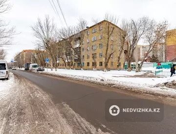 2-комнатная квартира, этаж 4 из 5, 54 м²