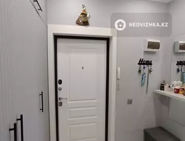 2-комнатная квартира, этаж 16 из 16, 93 м²