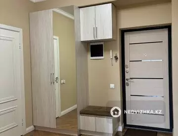 2-комнатная квартира, этаж 6 из 12, 74 м²