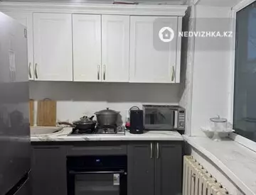 2-комнатная квартира, этаж 3 из 3, 43 м²