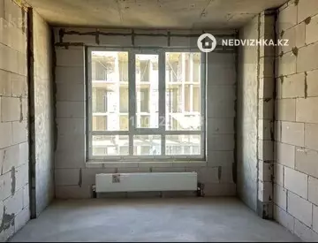 1-комнатная квартира, этаж 12 из 12, 43 м²