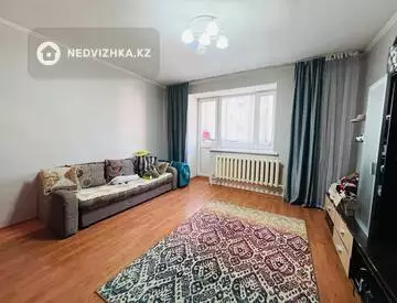 1-комнатная квартира, этаж 2 из 9, 42 м²