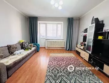1-комнатная квартира, этаж 2 из 9, 42 м²
