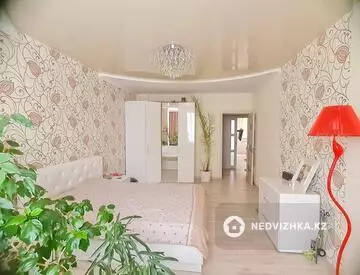 3-комнатная квартира, этаж 6 из 9, 90 м²