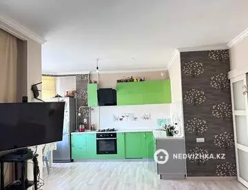 3-комнатная квартира, этаж 6 из 9, 90 м²