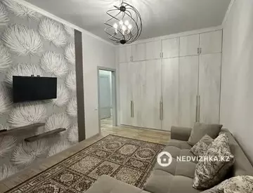 1-комнатная квартира, этаж 2 из 12, 41 м²