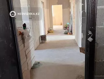 4-комнатная часть дома, 10 соток, 180 м²