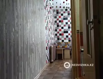 2-комнатная квартира, этаж 1 из 5, 46 м², на длительный срок