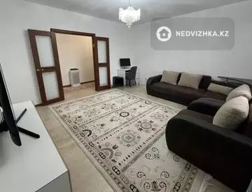 2-комнатная квартира, этаж 5 из 12, 65 м²
