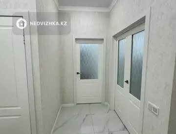 3-комнатная квартира, этаж 8 из 12, 84 м²