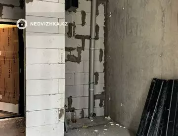 2-комнатная квартира, этаж 15 из 18, 43 м²