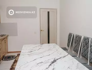3-комнатная квартира, этаж 2 из 12, 96 м²