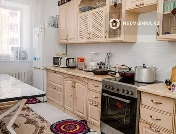 3-комнатная квартира, этаж 2 из 12, 96 м²