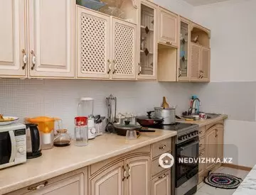 3-комнатная квартира, этаж 2 из 12, 96 м²