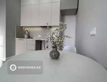 2-комнатная квартира, этаж 10 из 12, 40 м²