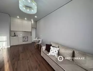 2-комнатная квартира, этаж 10 из 12, 40 м²