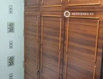 2-комнатная квартира, этаж 4 из 5, 44 м², на длительный срок