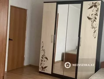 2-комнатная квартира, этаж 10 из 12, 79 м², на длительный срок