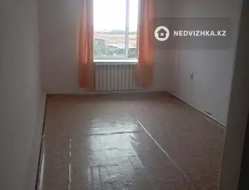 2-комнатная квартира, этаж 2 из 2, 51 м²
