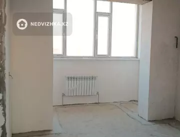 3-комнатная часть дома, 84 соток, 88 м²