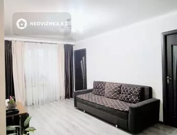 3-комнатная квартира, этаж 3 из 4, 60 м²