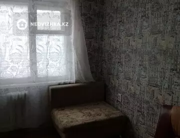 4-комнатная квартира, этаж 4 из 5, 62 м²