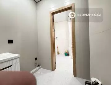 2-комнатная квартира, этаж 11 из 16, 42 м²