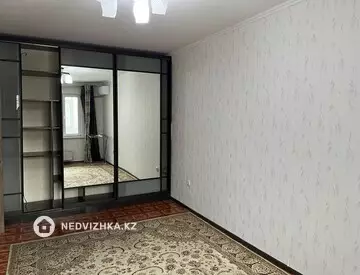 1-комнатная квартира, этаж 3 из 5, 40 м²