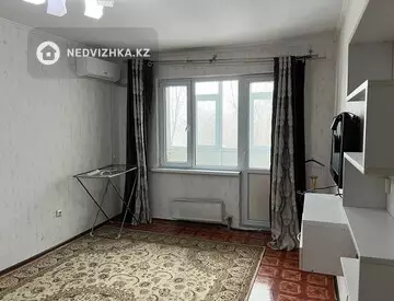 1-комнатная квартира, этаж 3 из 5, 40 м²