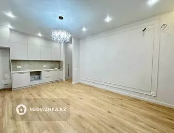 12-комнатная квартира, этаж 9 из 12, 41 м²