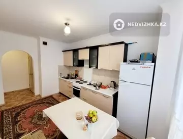 1-комнатная квартира, этаж 3 из 12, 44 м²