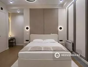 4-комнатная квартира, этаж 4 из 4, 156 м²