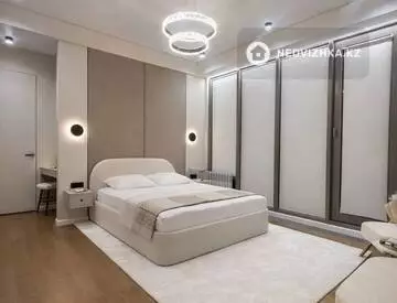 4-комнатная квартира, этаж 4 из 4, 156 м²