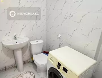 2-комнатная квартира, этаж 8 из 12, 78 м², на длительный срок