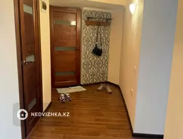 2-комнатная квартира, этаж 5 из 5, 60 м², на длительный срок