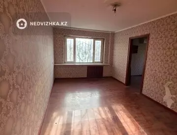 3-комнатная квартира, этаж 3 из 5, 60 м²