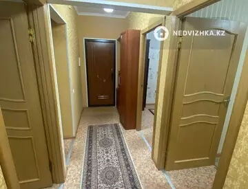 3-комнатная квартира, этаж 4 из 5, 71 м²