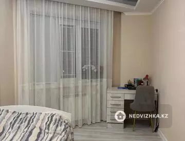 3-комнатная квартира, этаж 9 из 16, 84 м²